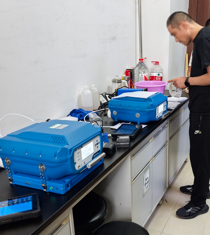 甘肅生態(tài)環(huán)境監(jiān)測單位PF-300非甲烷總烴交付驗(yàn)收